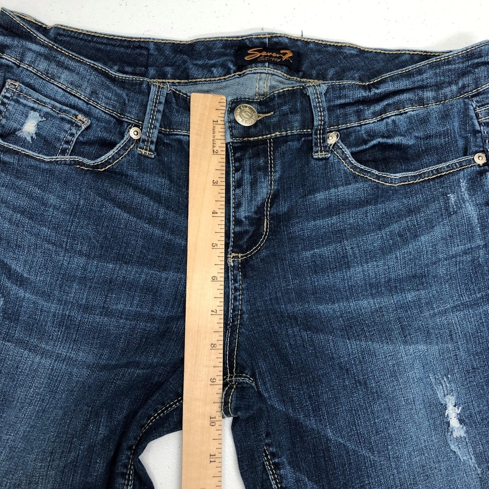 Seven7 Capri Jeans Womens 10 Blue Mid Rise Distressed Embroidered Stretch Denim - Picture 8 of 13